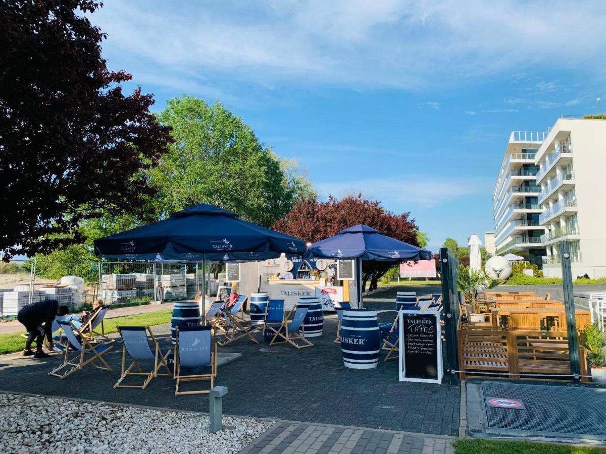 Marine Hotel apartament prywatny studio widok na morze basen sauna jacuzzi Kołobrzeg Buitenkant foto