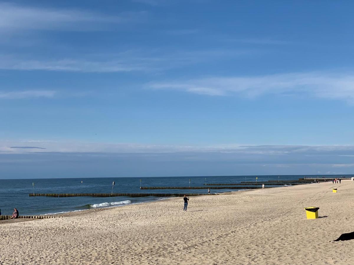 Marine Hotel apartament prywatny studio widok na morze basen sauna jacuzzi Kołobrzeg Buitenkant foto