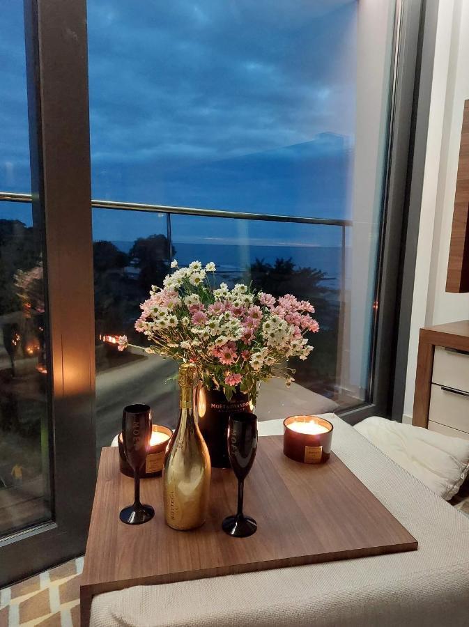 Marine Hotel apartament prywatny studio widok na morze basen sauna jacuzzi Kołobrzeg Buitenkant foto